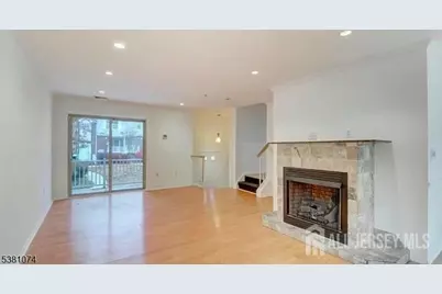 500 Great Beds Court, Perth Amboy, NJ 08861 - Photo 3