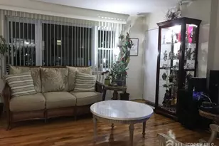 197 Evergreen 6A Rd, Edison, NJ 08837 - Photo 3