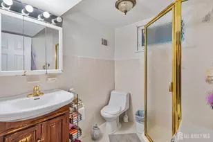 62 Harmon Rd, Edison, NJ 08837 - Photo 7