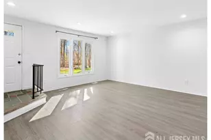 22 Maddaket Ct, Scotch Plains Township, NJ 07076 - Photo 7