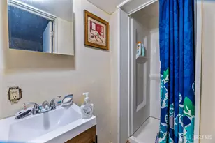 218 Washington Rd, Sayreville, NJ 08872 - Photo 5