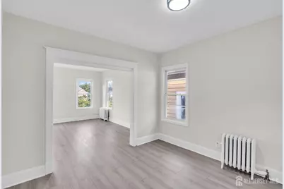 375 Delavan Street, New Brunswick, NJ 08901 - Photo 7