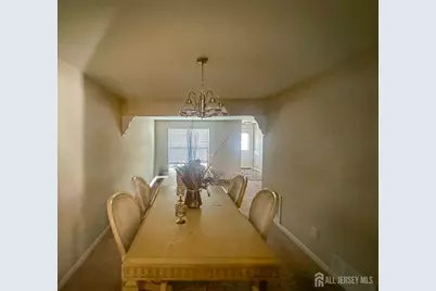 266 Dochery Place, Franklin Township, NJ 08873 - Photo 5