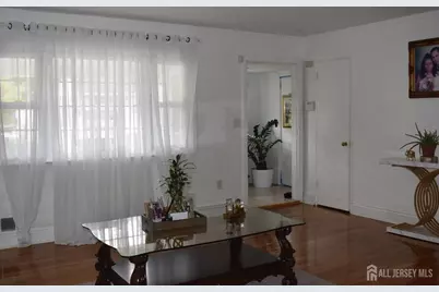 193-193 E McFarlane Route, Woodbridge Township, NJ 07067 - Photo 3