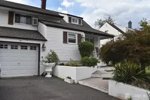 193-193 E McFarlane Rte, Woodbridge Township, NJ 07067 - Photo 1