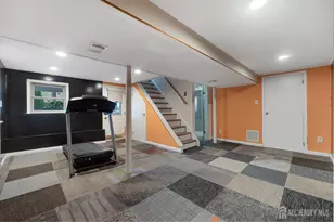 212 E Louis Pl E, Iselin, NJ 08830 - Photo 13