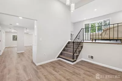 5 Waverly Drive E, Edison, NJ 08817 - Photo 7