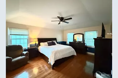 531 Harris Avenue, Middlesex, NJ 08846 - Photo 9