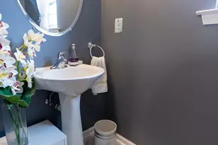 49 Rozalyn Ln, Old Bridge Township, NJ 08879 - Photo 5