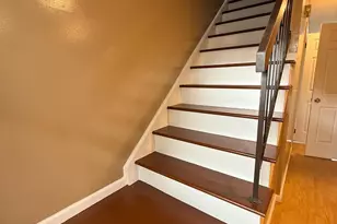 2802 Deerfield Dr, Edison, NJ 08820 - Photo 9