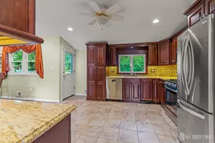 20 Valley Vale Dr, Old Bridge Township, NJ 08857 - Photo 7