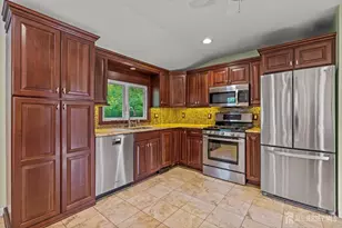 20 Valley Vale Dr, Old Bridge Township, NJ 08857 - Photo 9