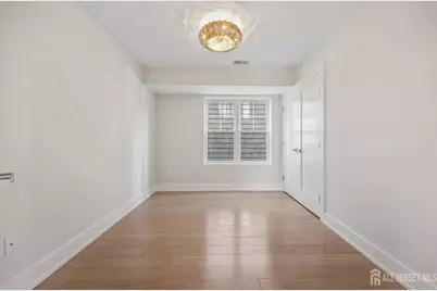 152 Franklin Avenue, Long Branch, NJ 07740 - Photo 5