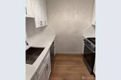 201 Saint Pauls Avenue #8F, Jersey City, NJ 07306 - Photo 7