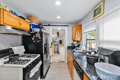 651 Fairview Avenue, Piscataway Township, NJ 08854 - Photo 23