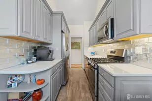 100 E Palisades Ave E, Englewood, NJ 07631 - Photo 9