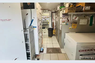 810 Amboy Avenue, Perth Amboy, NJ 08861 - Photo 7