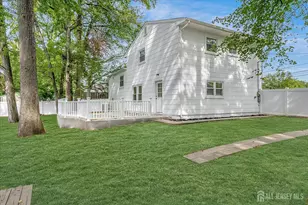 21 Lydia Ln, Edison, NJ 08817 - Photo 43