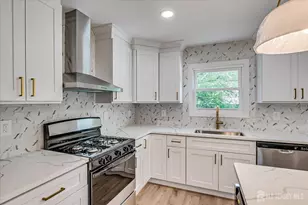 21 Lydia Ln, Edison, NJ 08817 - Photo 25