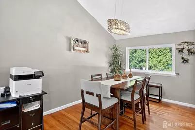 124 Cindy Court, Middlesex, NJ 08846 - Photo 7