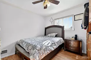 124 Cindy Ct, Middlesex, NJ 08846 - Photo 15