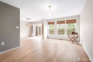 18 Parkside Dr, Jamesburg, NJ 08831 - Photo 3