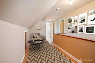 4 Clayton Ct, East Brunswick Township, NJ 08816 - Photo 9