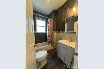 537 Harding Avenue, Perth Amboy, NJ 08861 - Photo 13