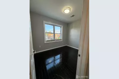 537 Harding Avenue, Perth Amboy, NJ 08861 - Photo 15