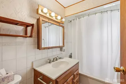 220 Elizabeth Avenue, Iselin, NJ 08830 - Photo 21