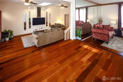 58 Hayward Avenue, Carteret, NJ 07008 - Photo 9