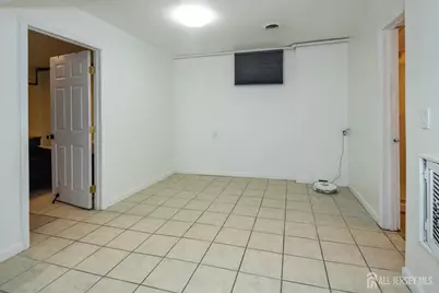 58 Hayward Avenue, Carteret, NJ 07008 - Photo 31