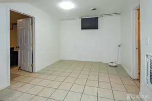 58 Hayward Ave, Carteret, NJ 07008 - Photo 31