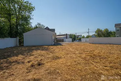 40 Amboy Road, Old Bridge Township, NJ 07747 - Photo 57