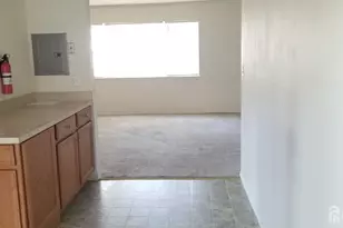 199 Evergreen Rd, Edison, NJ 08837 - Photo 9