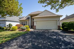 186 Valencia Dr, Monroe Township, NJ 08831 - Photo 21