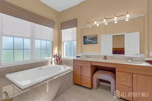 31 Crenshaw Ct, Monroe Township, NJ 08831 - Photo 29