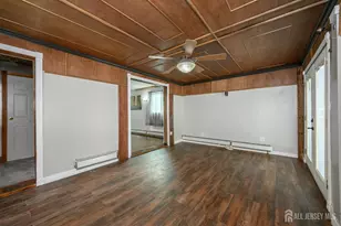 212 Echo Ave, Edison, NJ 08837 - Photo 17