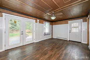 212 Echo Ave, Edison, NJ 08837 - Photo 15