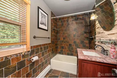 212 Echo Avenue, Edison, NJ 08837 - Photo 23