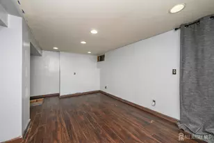 212 Echo Ave, Edison, NJ 08837 - Photo 33