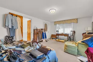 16 Stafford Rd, Colonia, NJ 07067 - Photo 29