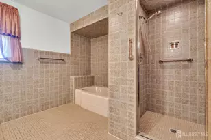 16 Stafford Rd, Colonia, NJ 07067 - Photo 27