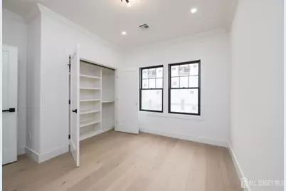 21 Heathcote Avenue, Edison, NJ 08817 - Photo 17