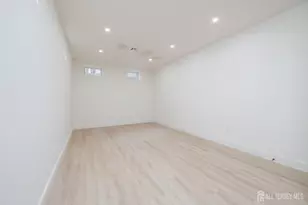 21 Heathcote Ave, Edison, NJ 08817 - Photo 23