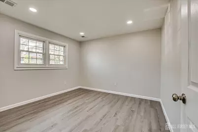 40 Brown Avenue, Iselin, NJ 08830 - Photo 27