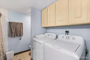 18 Rossmoor Dr, Monroe Township, NJ 08831 - Photo 21