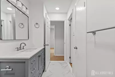 376 New Brunswick Avenue, East Brunswick Township, NJ 08816 - Photo 19