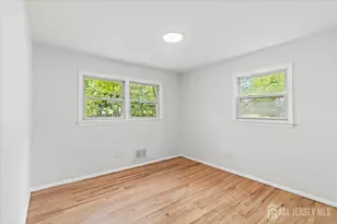 376 New Brunswick Ave, East Brunswick Township, NJ 08816 - Photo 13