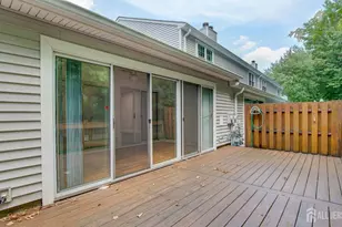 267 Constitution Cir, North Brunswick Township, NJ 08902 - Photo 21